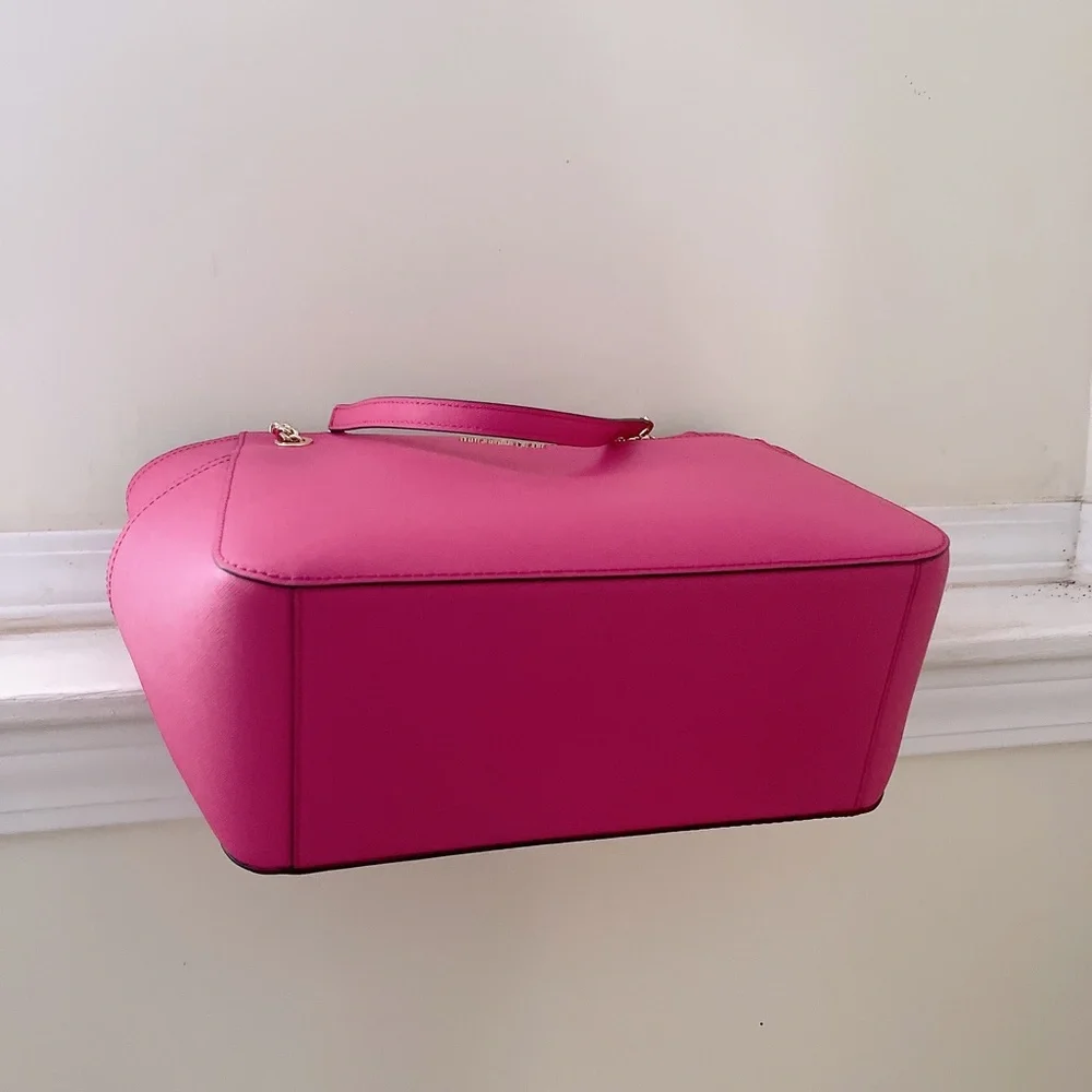 Michael Kors JST Large Chain Shoulder Bag - Picture 3 of 7